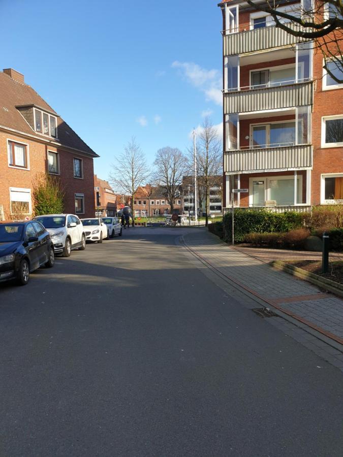 Maje Am Alten Binnenhafen Emden Exterior photo